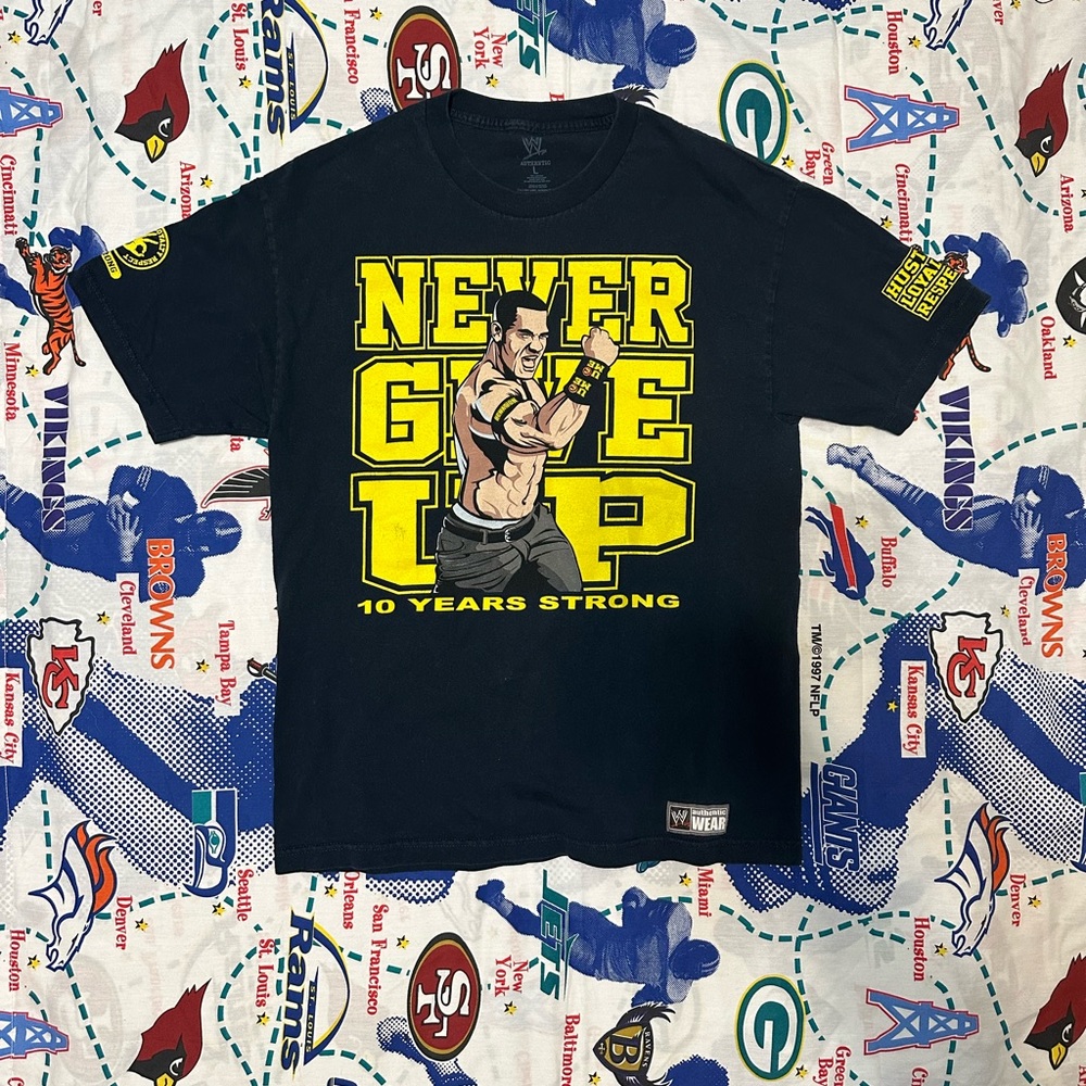 Vintage 2011 WWE Authentic Wear John Cena Never Give Up Graphic Heavy T Shirt